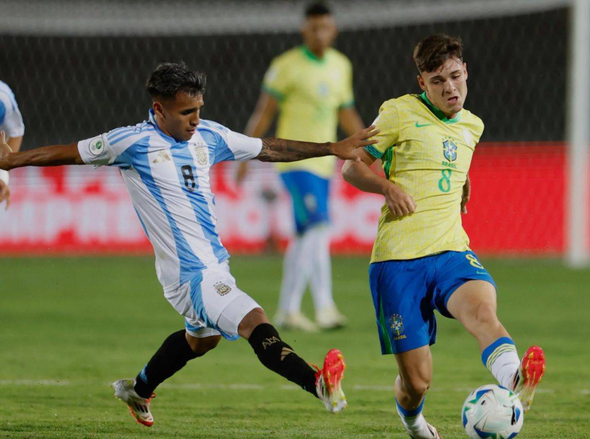 关于足球明日之星对抗赛：巴西青年队对战阿根廷青年队，未来之星较量的信息