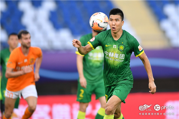 尼克斯队前锋逐渐融入球队体系，为球队贡献