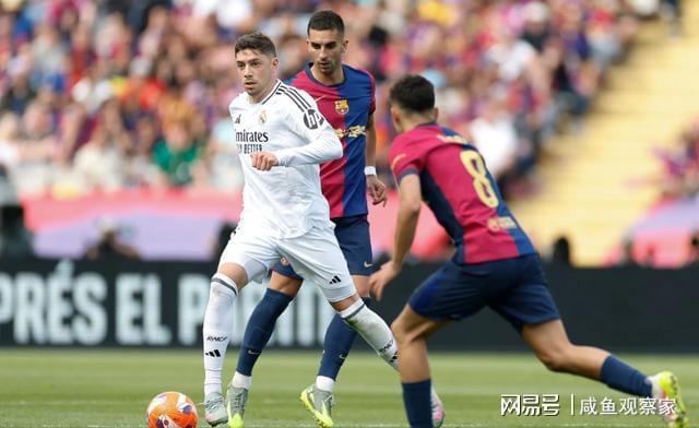 莫德里奇与巴萨激战正酣，补时阶段一粒世界波决定胜负！的简单介绍